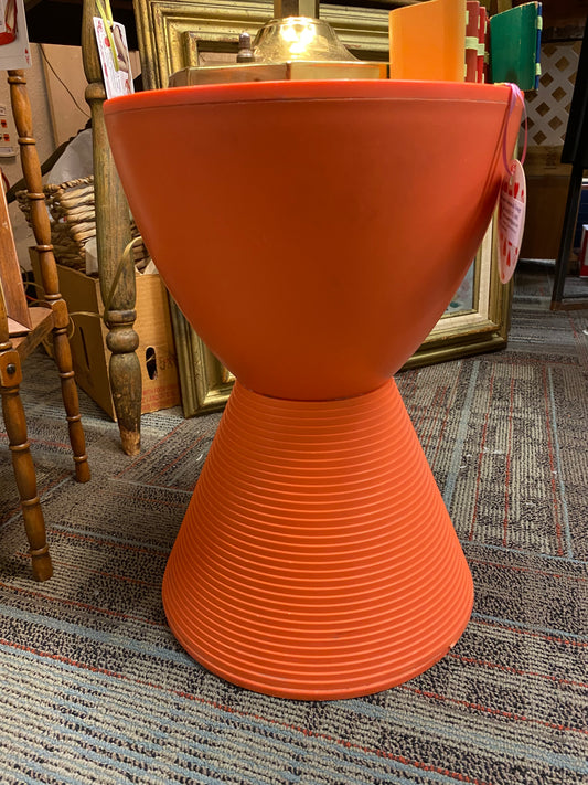 Vintage Stand